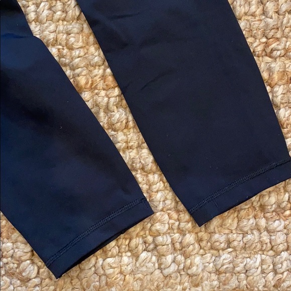 (Sold) Lululemon final lap crop 23” black nulux - Picture 7 of 13